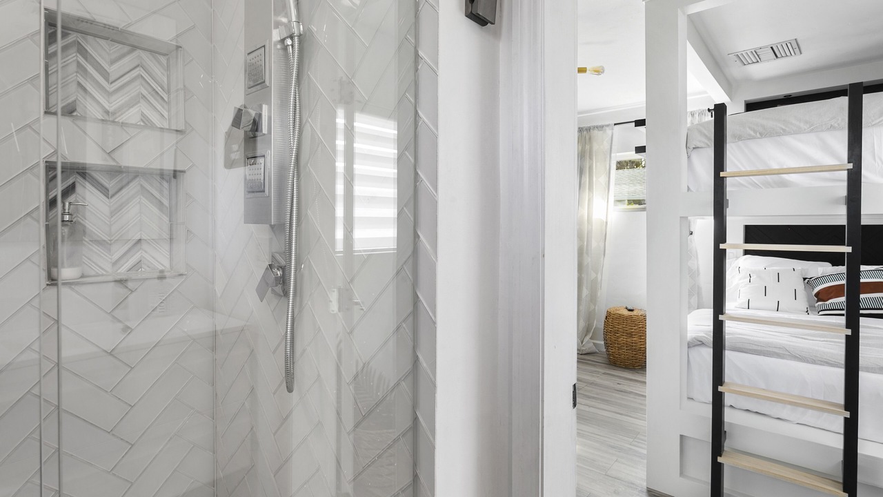 Photo of Bathroom in Alhambra