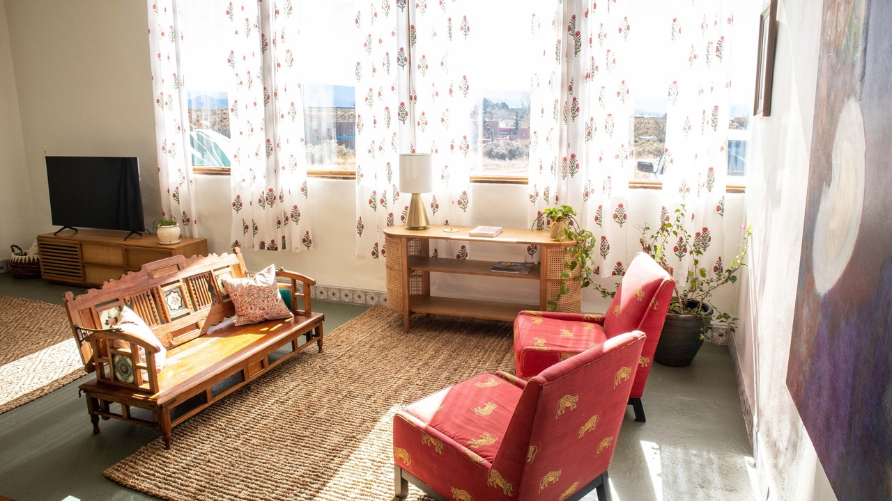Photo of Livingroom in Taos