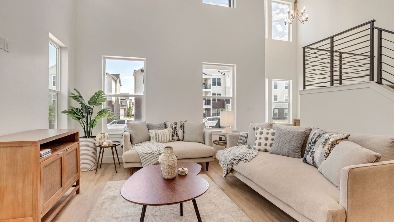 Photo of Livingroom in Lehi