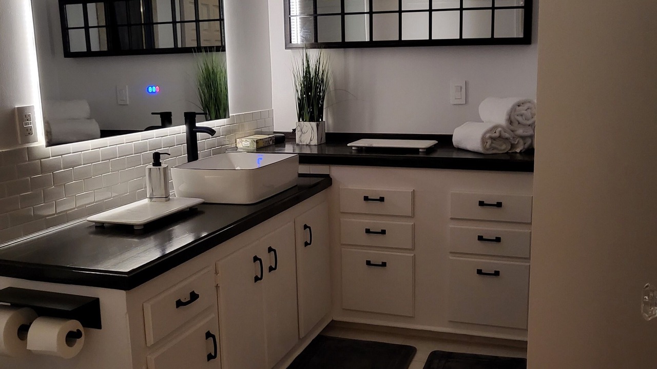 Photo of Bathroom in Murphys