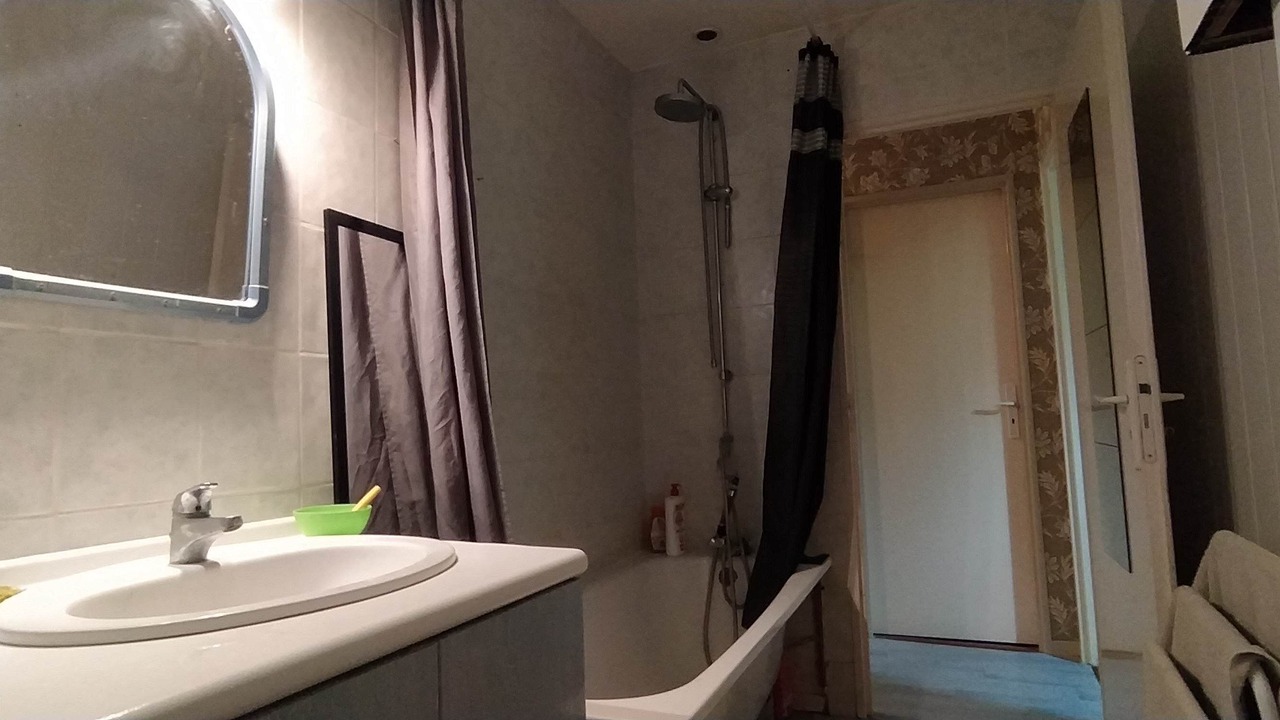 Photo of Bathroom in Merignies