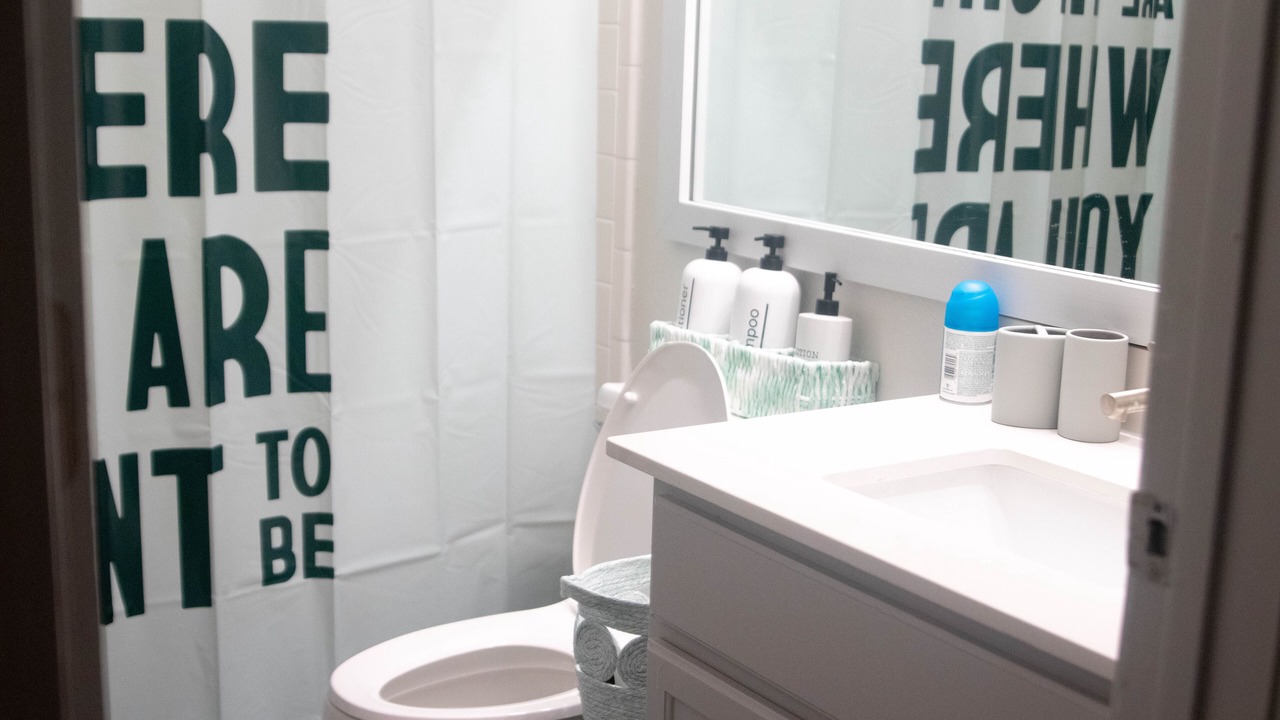 Photo of Bathroom in North Druid Hills