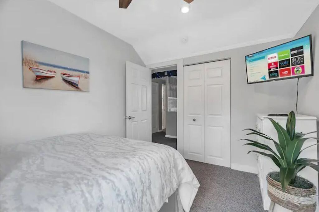 Photo of Bedroom in Willobee On The Lake