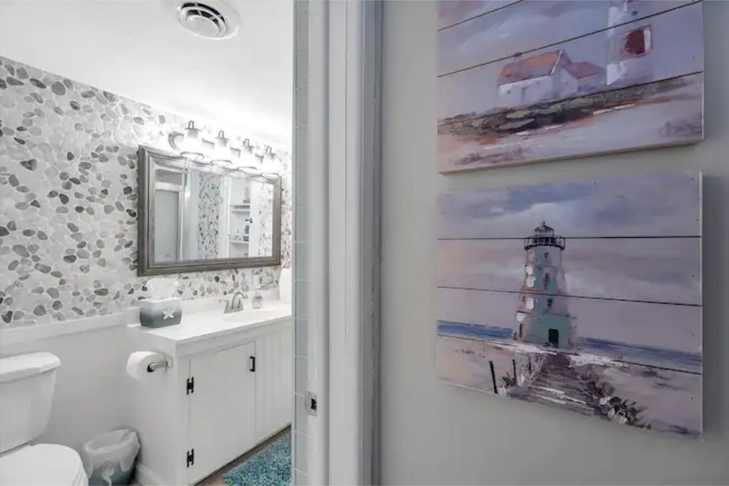 Photo of Bathroom in Willobee On The Lake
