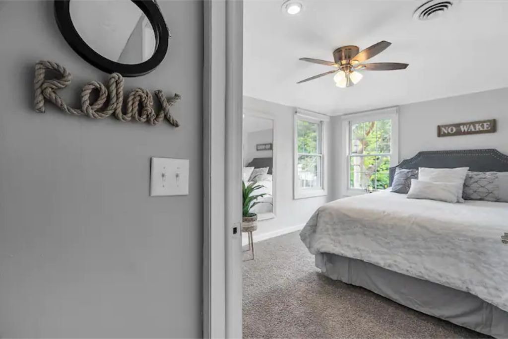 Photo of Bedroom in Willobee On The Lake