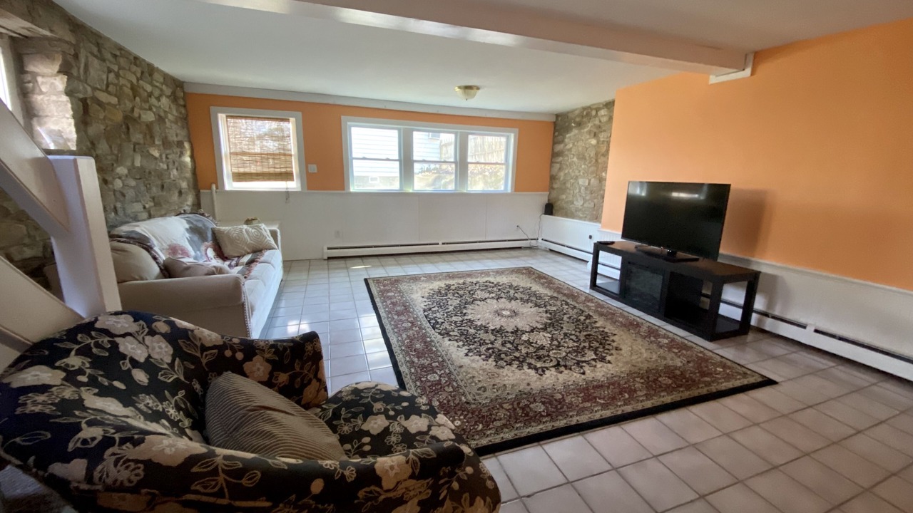 Photo of Livingroom in Forest Grove