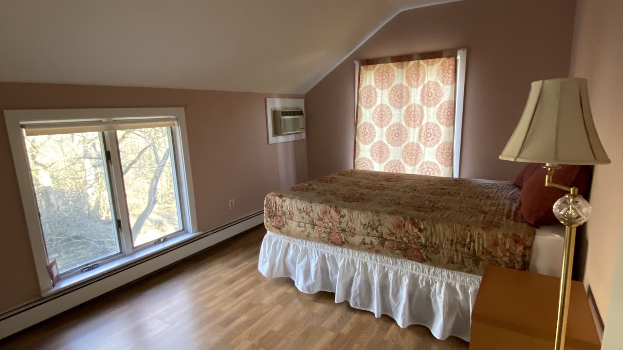 Photo of Bedroom in Forest Grove