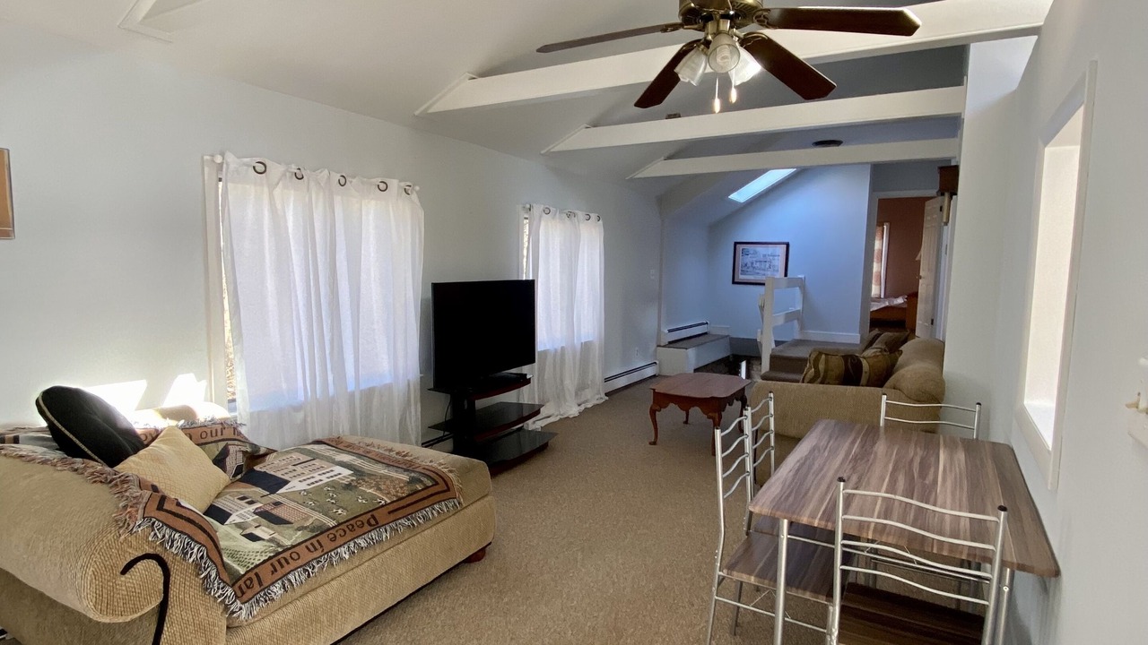 Photo of Livingroom in Forest Grove