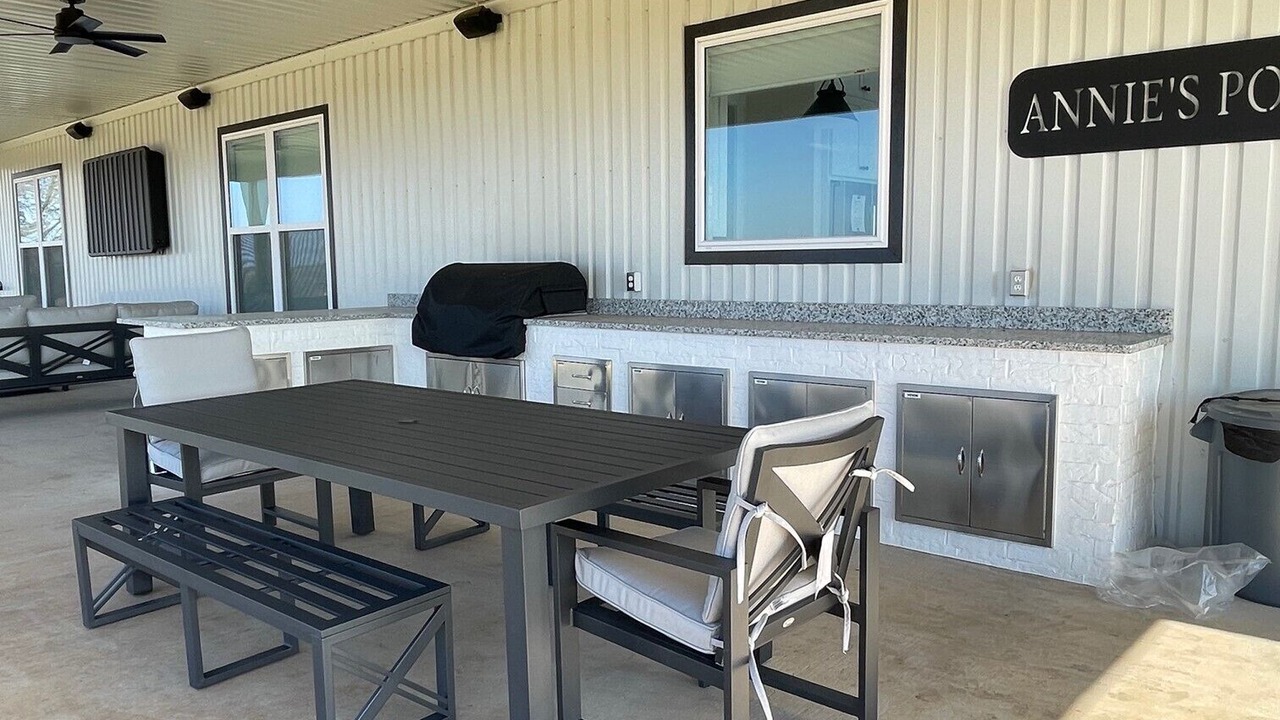 Photo of Outdoor in Gober