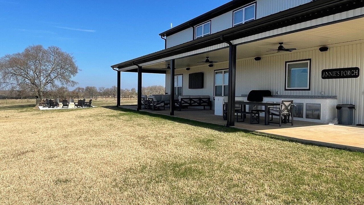 Photo of Outdoor in Gober