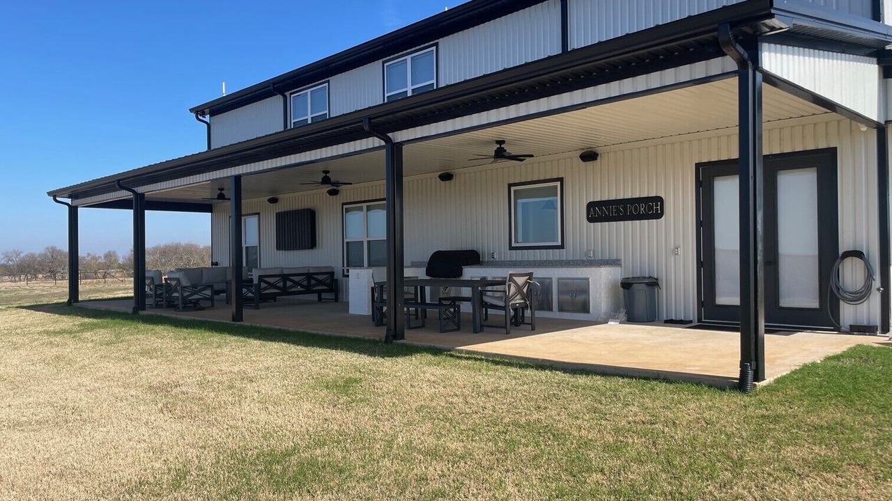 Photo of Outdoor in Gober