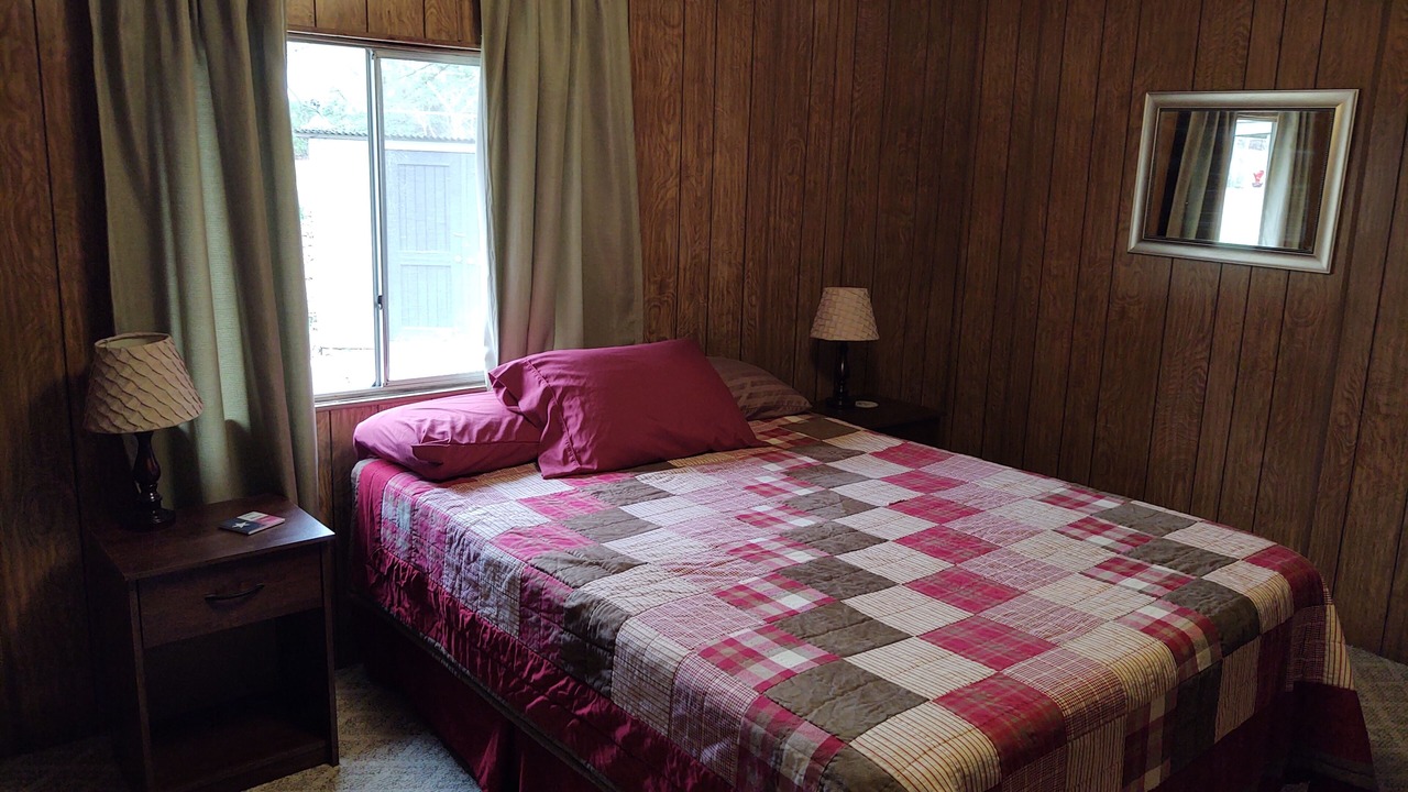 Photo of Bedroom in Bronson