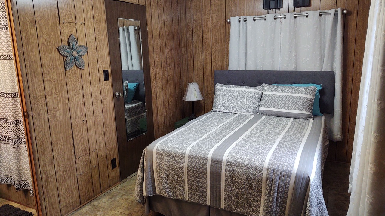 Photo of Bedroom in Bronson
