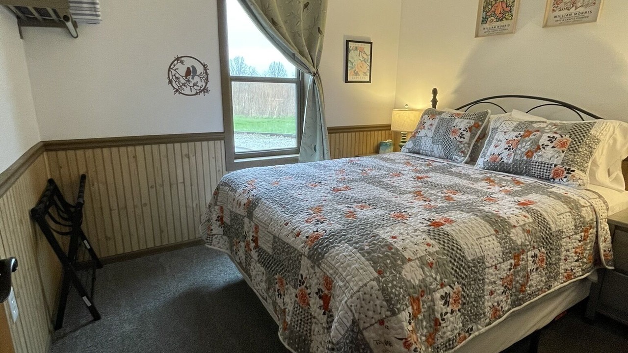 Photo of Bedroom in Lyons