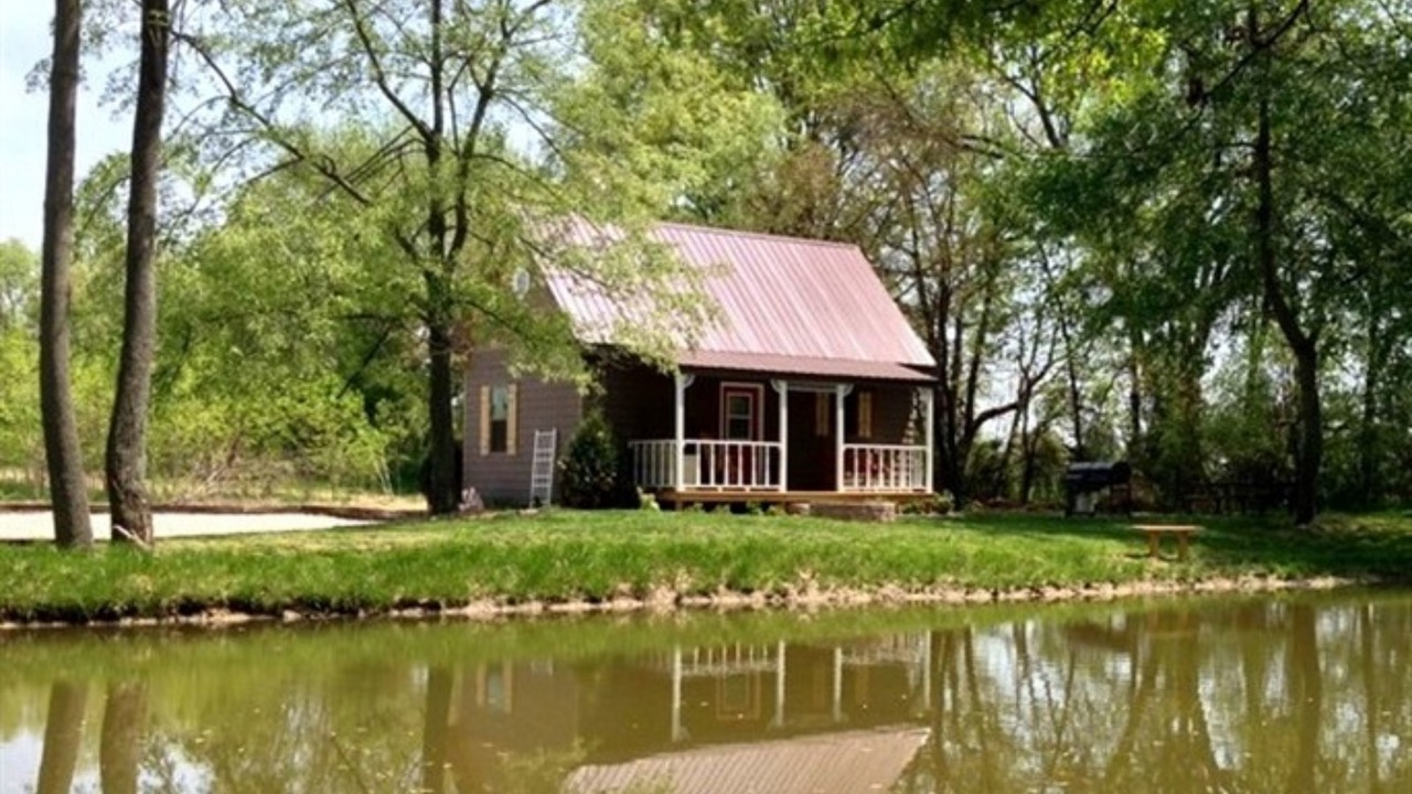 Photo of Others in Lyons