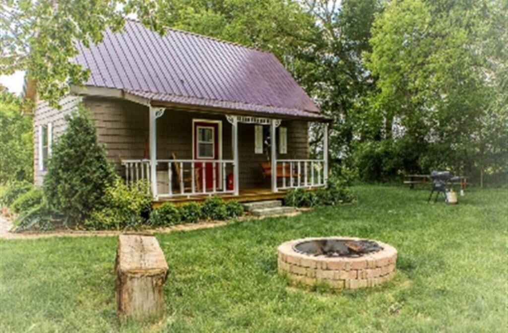 Photo of Outdoor in Lyons