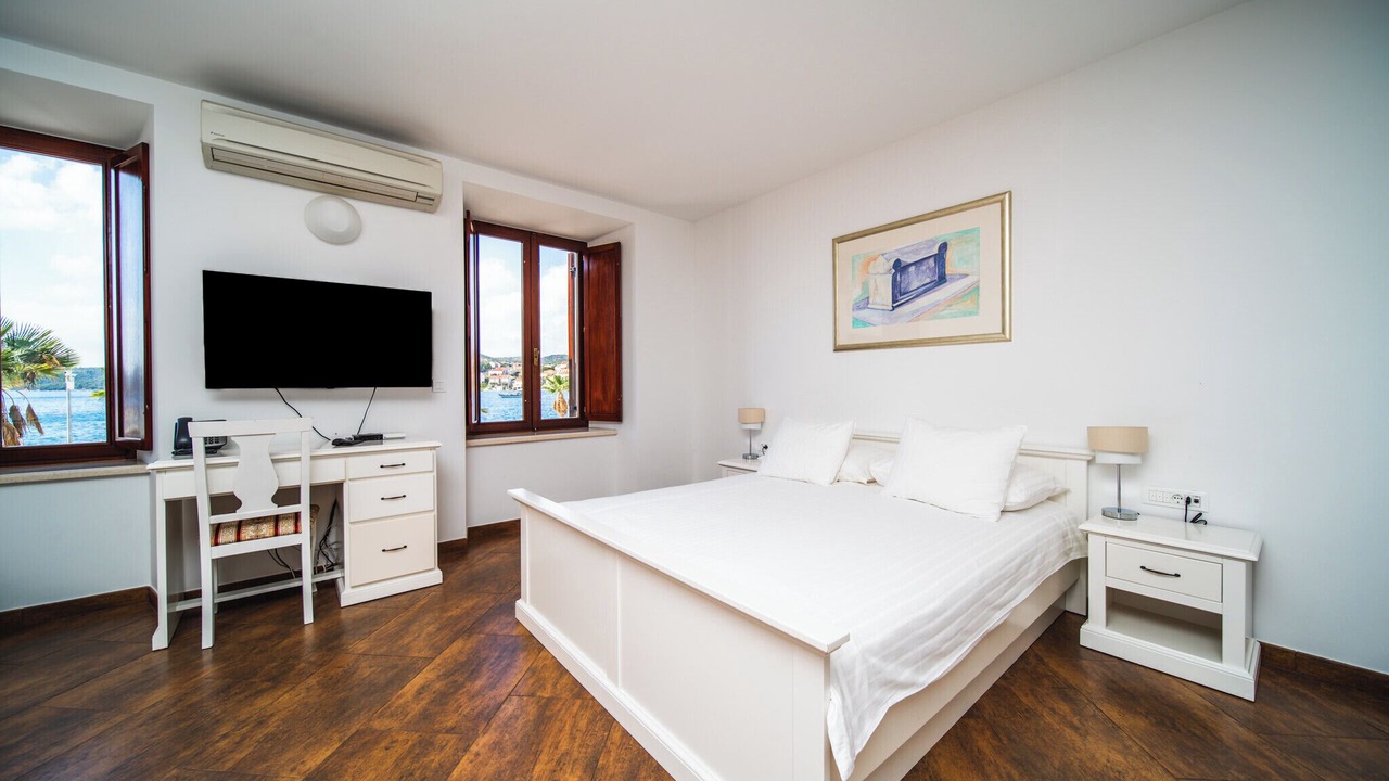 Photo of Bedroom in Slano