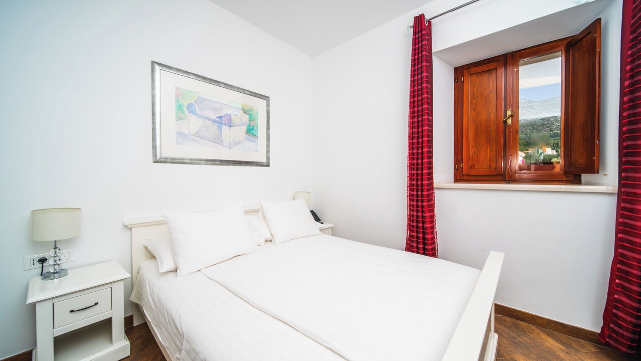 Photo of Bedroom in Slano