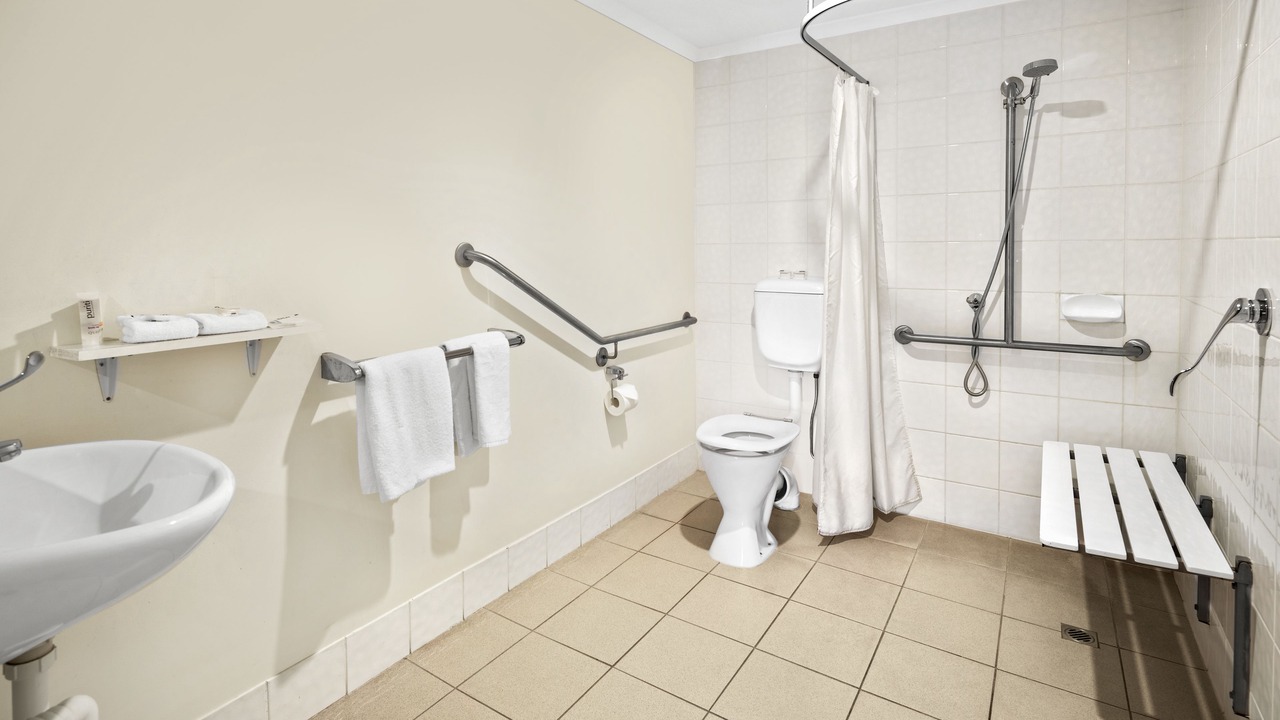 Photo of Bathroom in Mont Albert