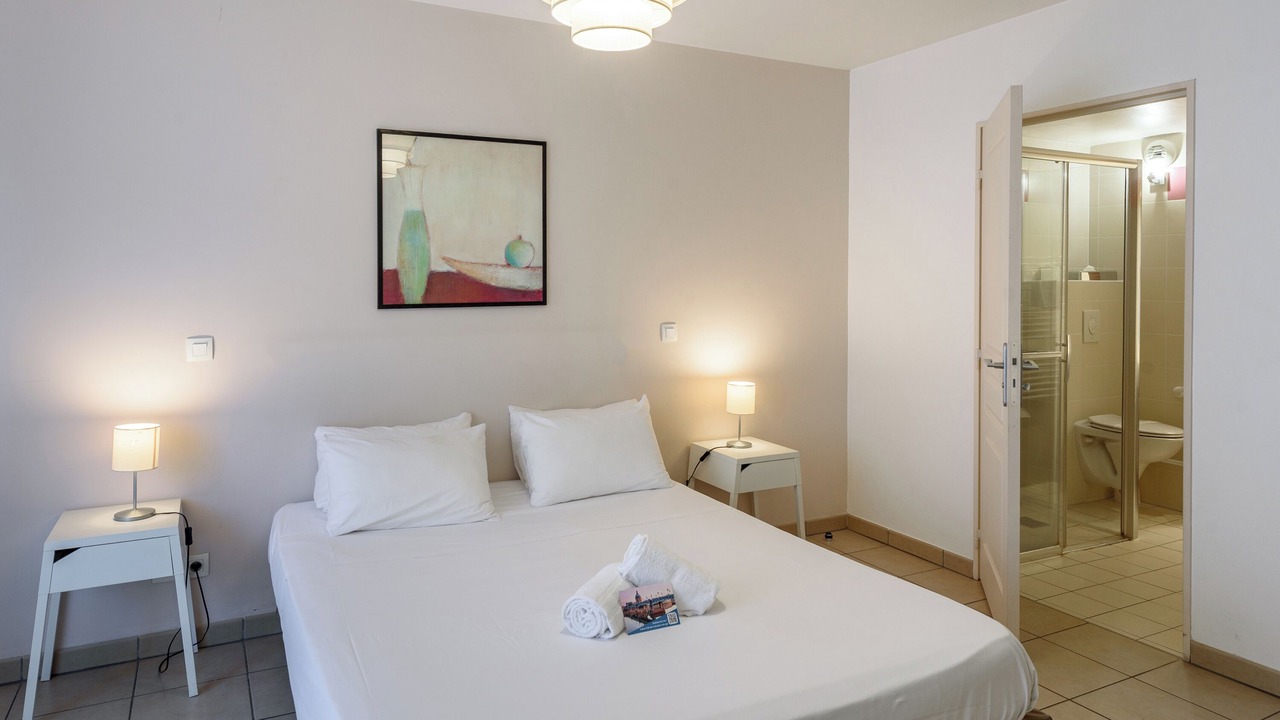 Photo of Bedroom in Carmes