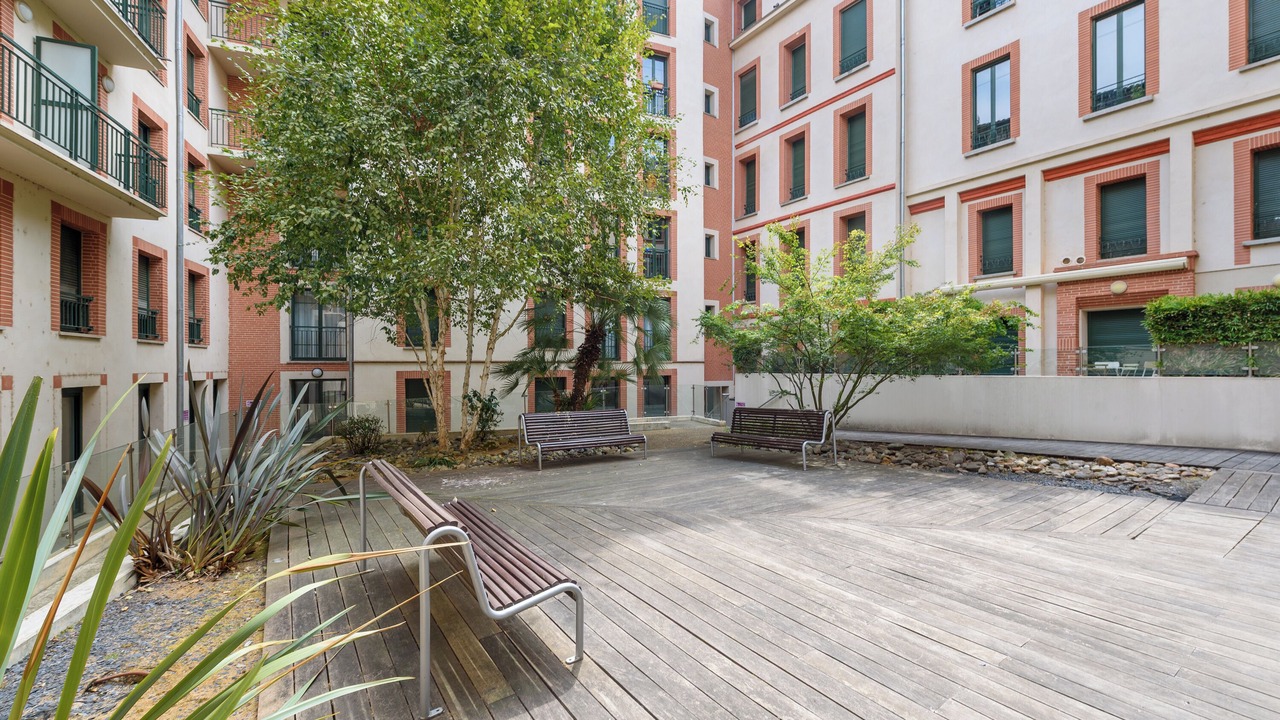 Photo of Outdoor in Carmes
