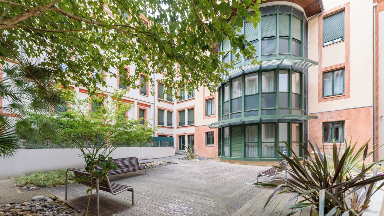 Photo of Outdoor in Carmes
