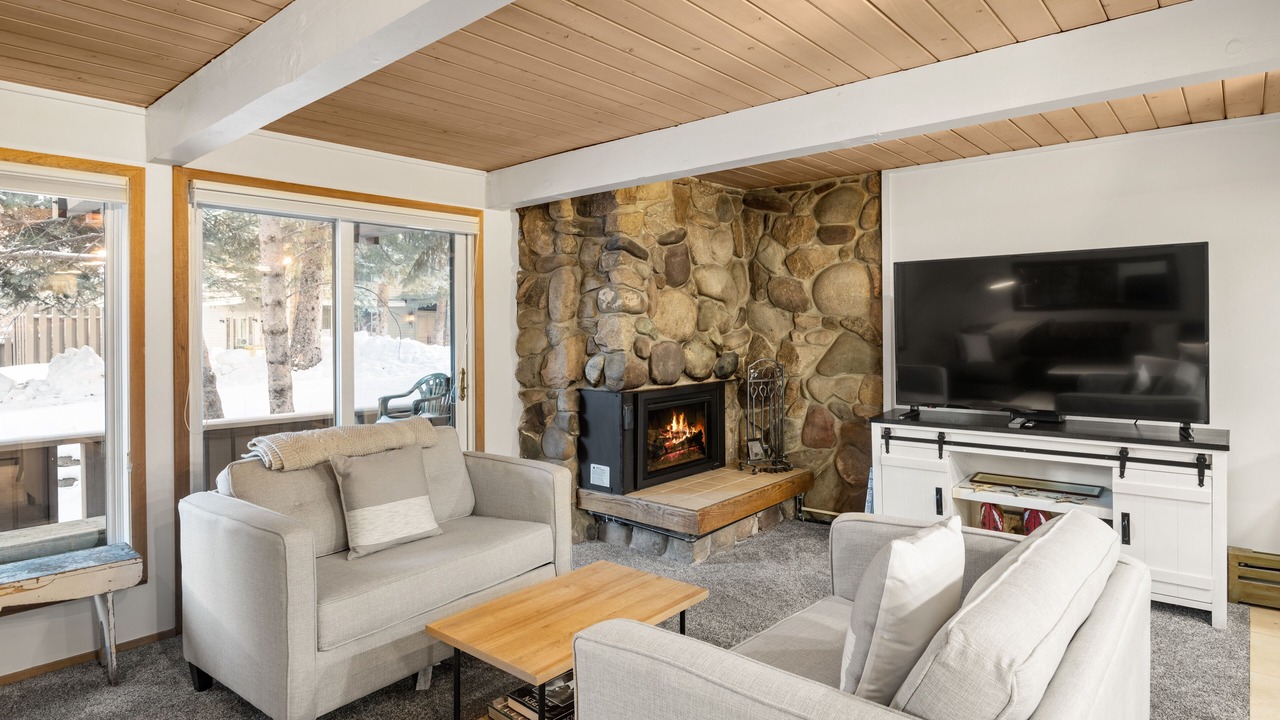 Photo of Livingroom in Aspen