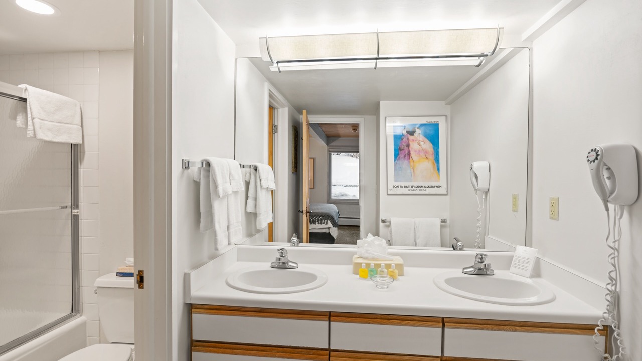 Photo of Bathroom in Aspen