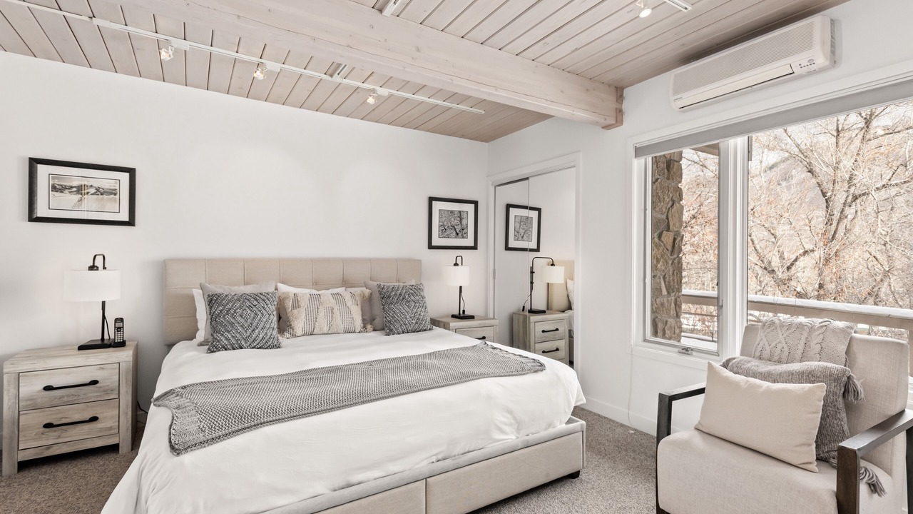 Photo of Bedroom in Aspen
