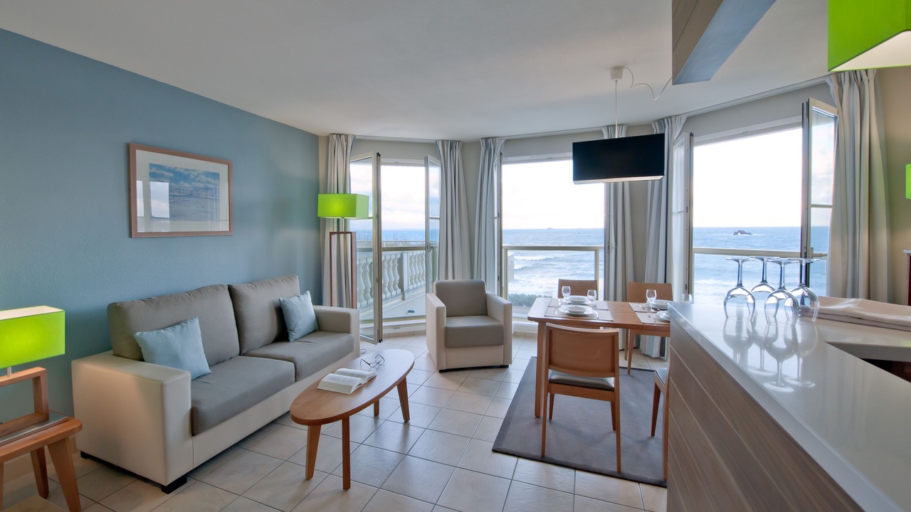 Photo of Livingroom in Saint-Ideuc