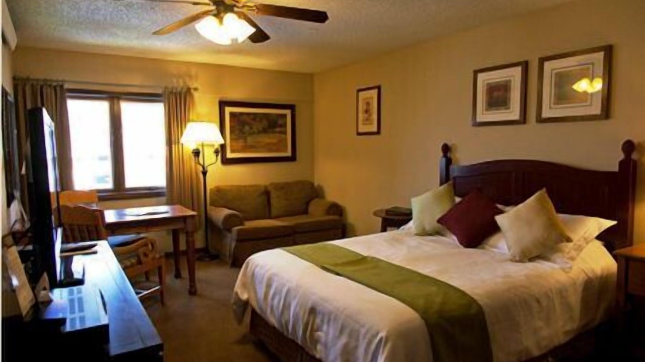 Photo of Bedroom in Avon