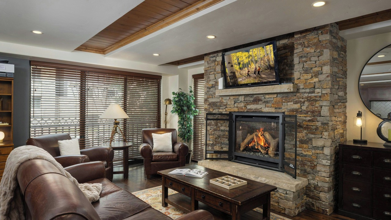 Photo of Livingroom in Vail