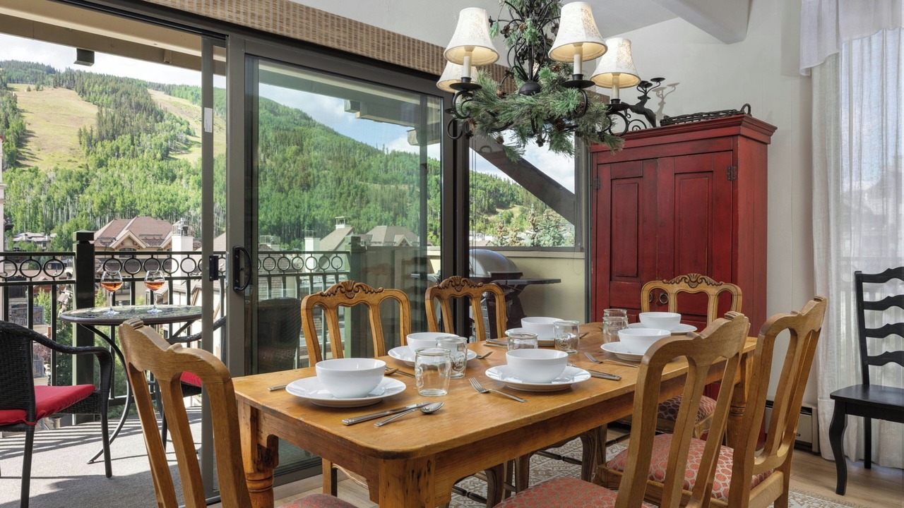 Photo of Livingroom in Vail