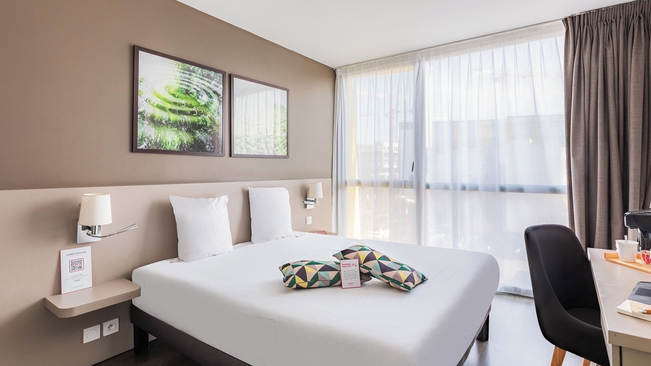 Photo of Bedroom in Cesson-Sevigne