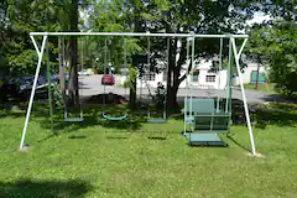 Photo of Others in Rushville