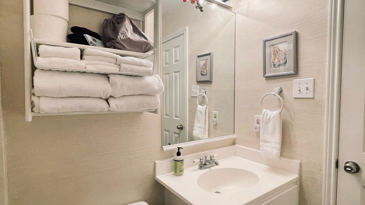 Photo of Bathroom in Granbury