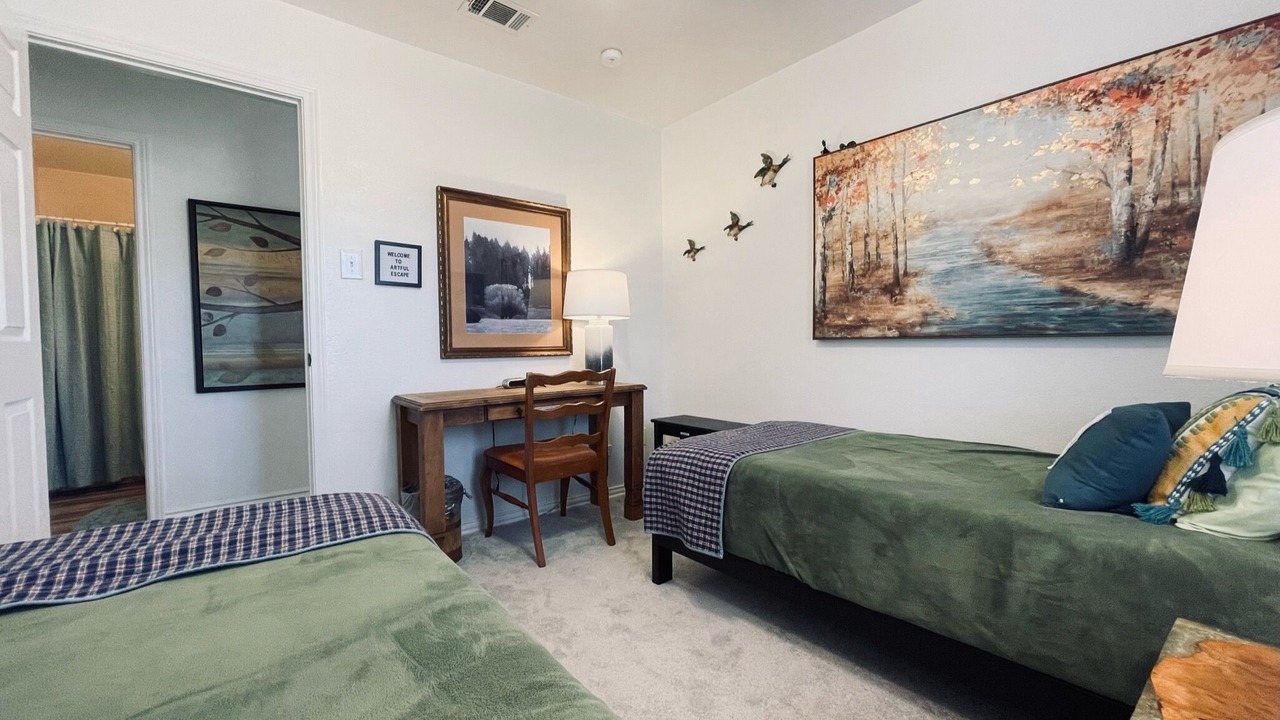 Photo of Bedroom in Granbury