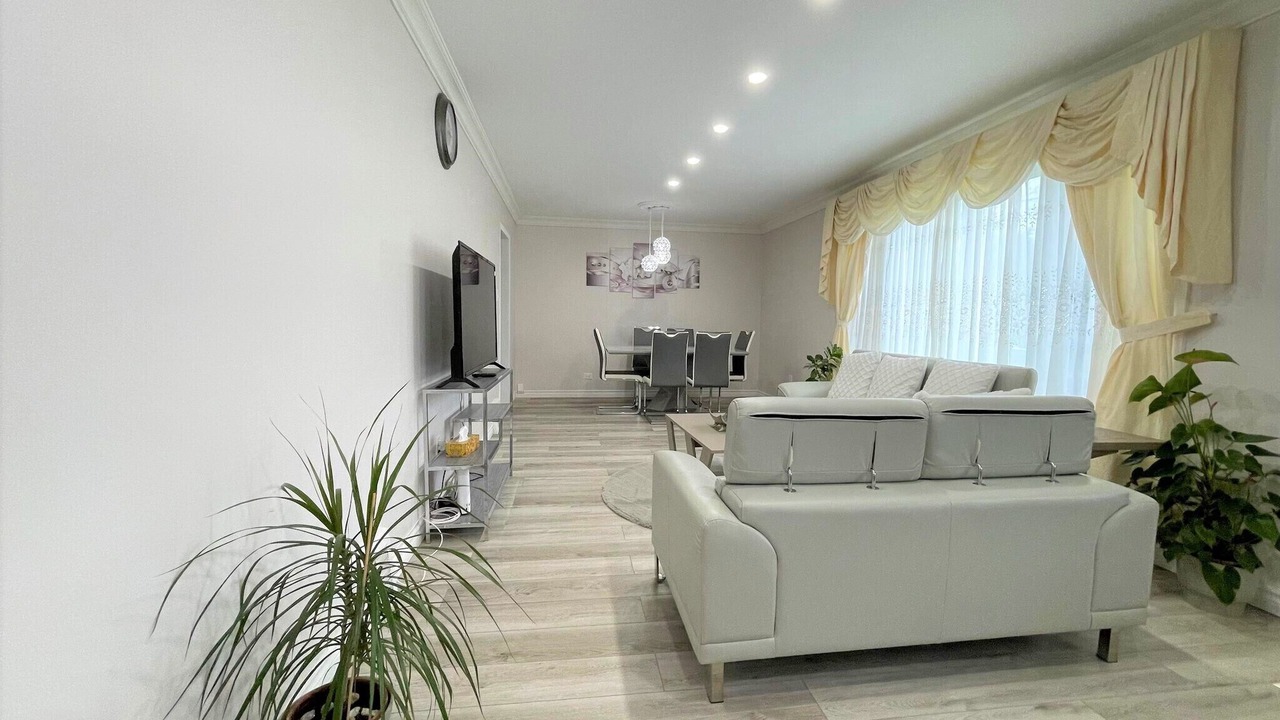 Photo of Livingroom in Scarborough