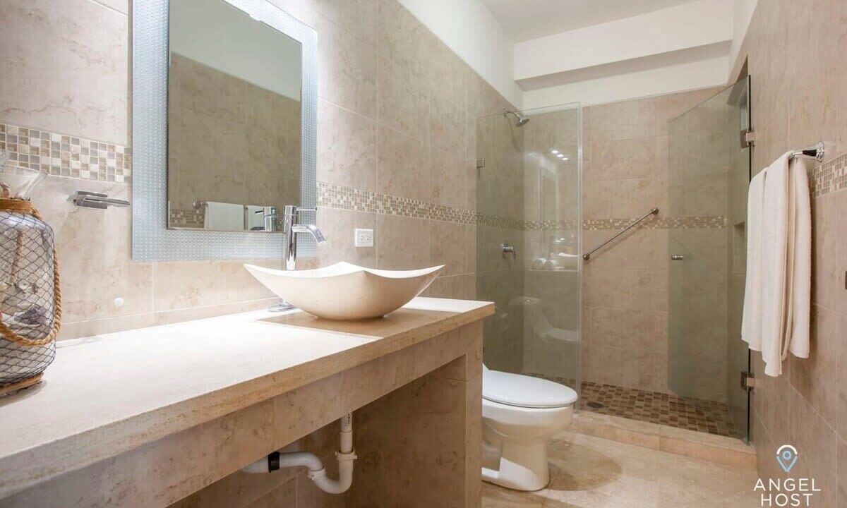 Photo of Bathroom in Esterito