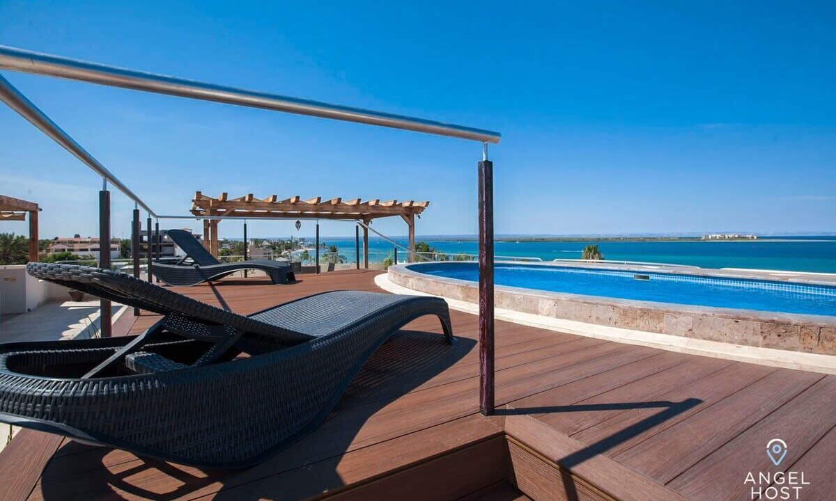 Photo of Others in Esterito