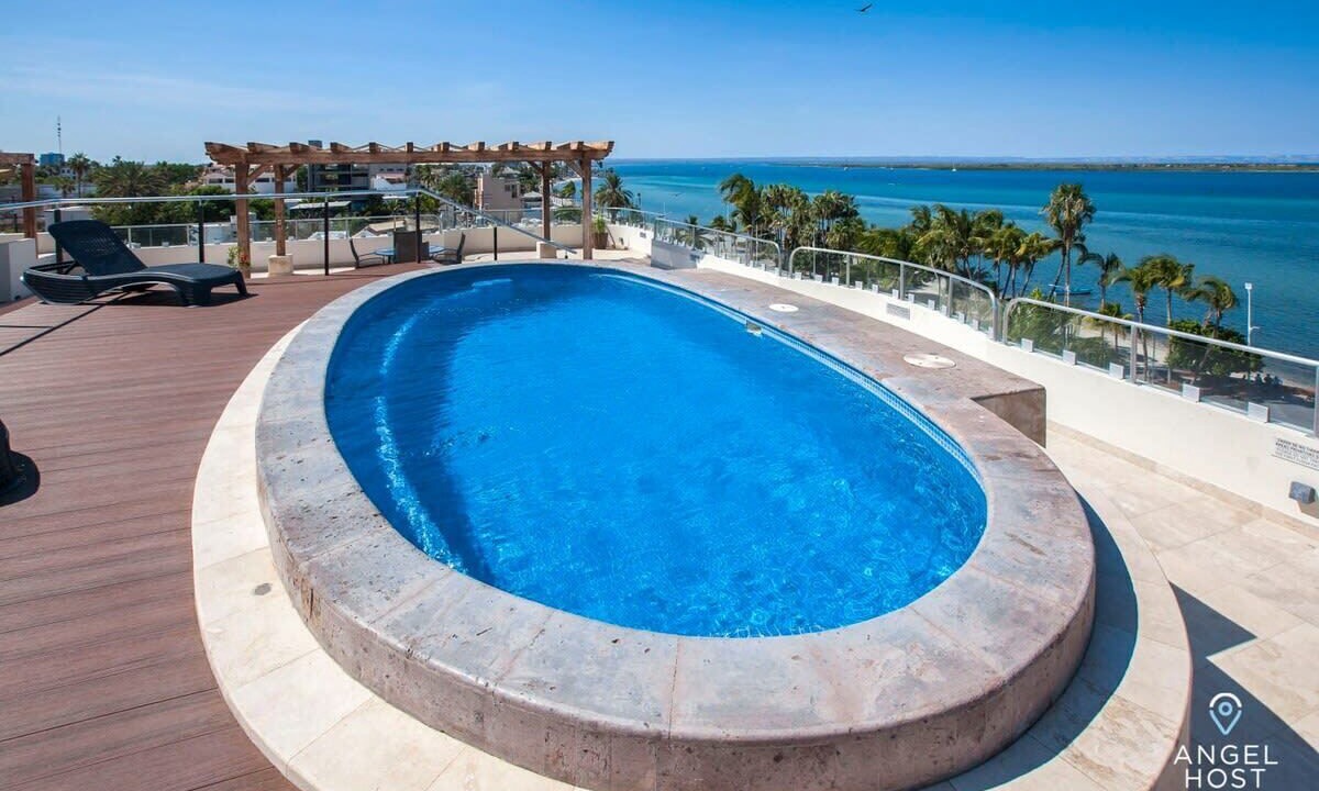 Photo of Others in Esterito