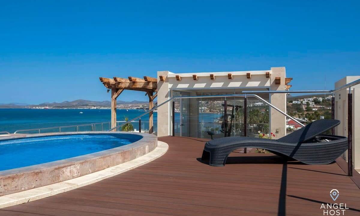 Photo of Others in Esterito