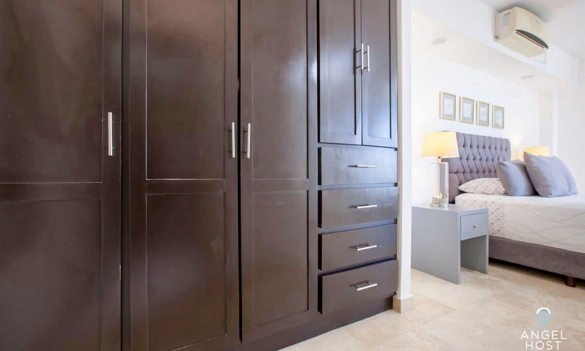 Photo of Others in Esterito