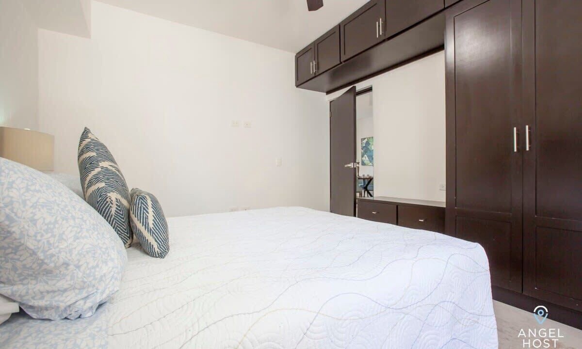 Photo of Others in Esterito