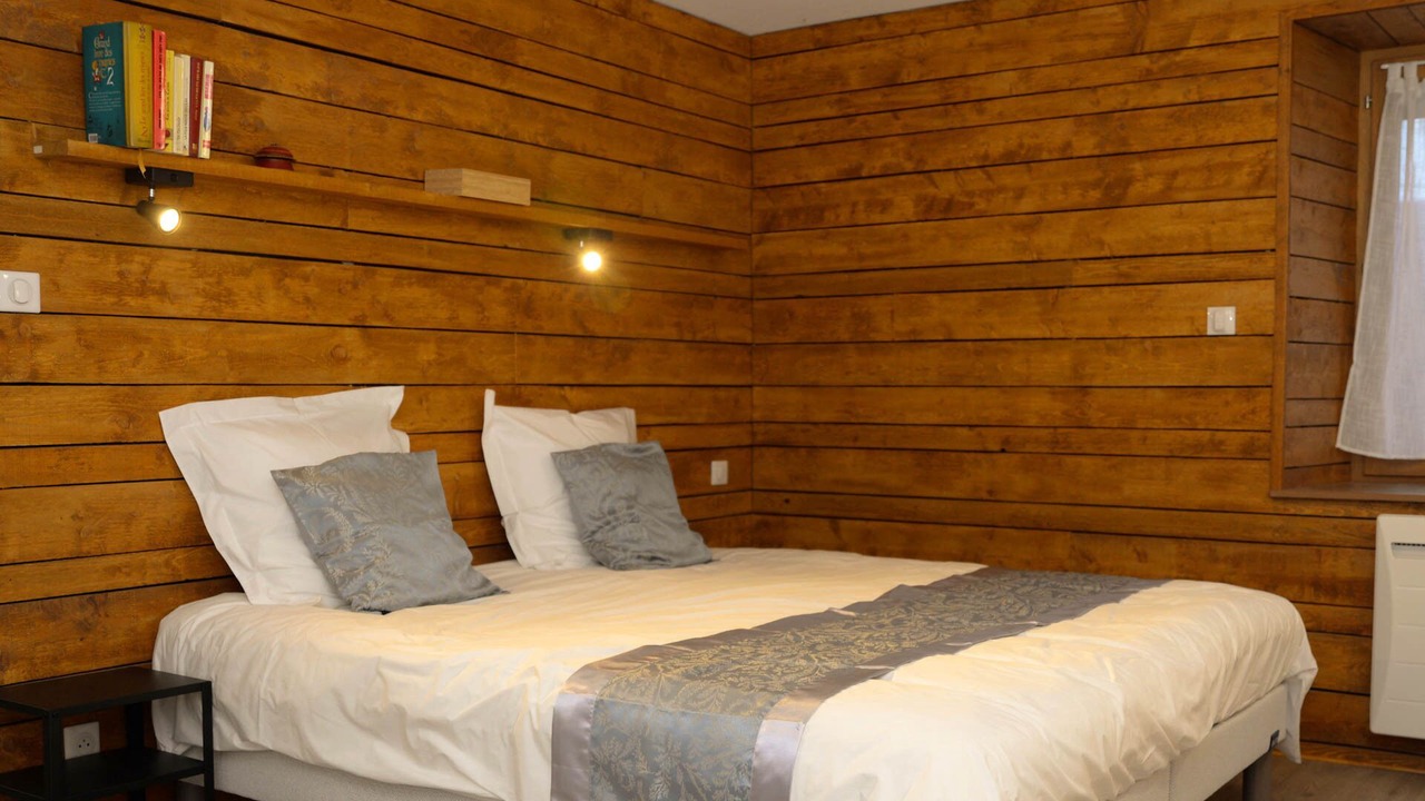 Photo of Bedroom in Beaumotte-Aubertans