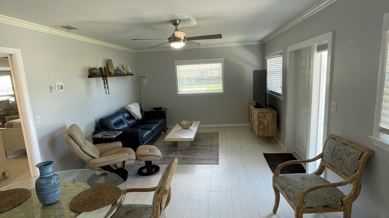 Photo of Livingroom in Davis Islands