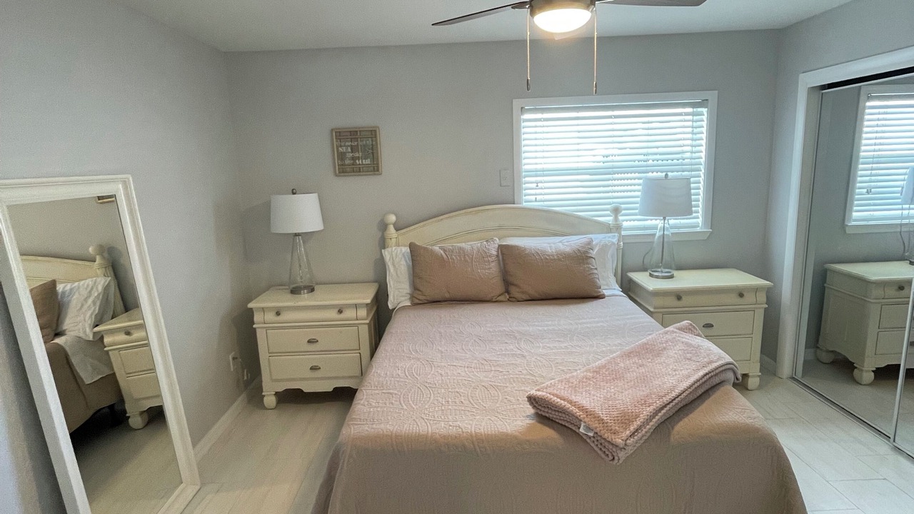 Photo of Bedroom in Davis Islands