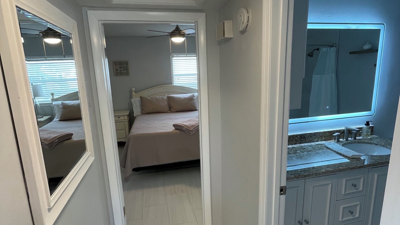 Photo of Bedroom in Davis Islands