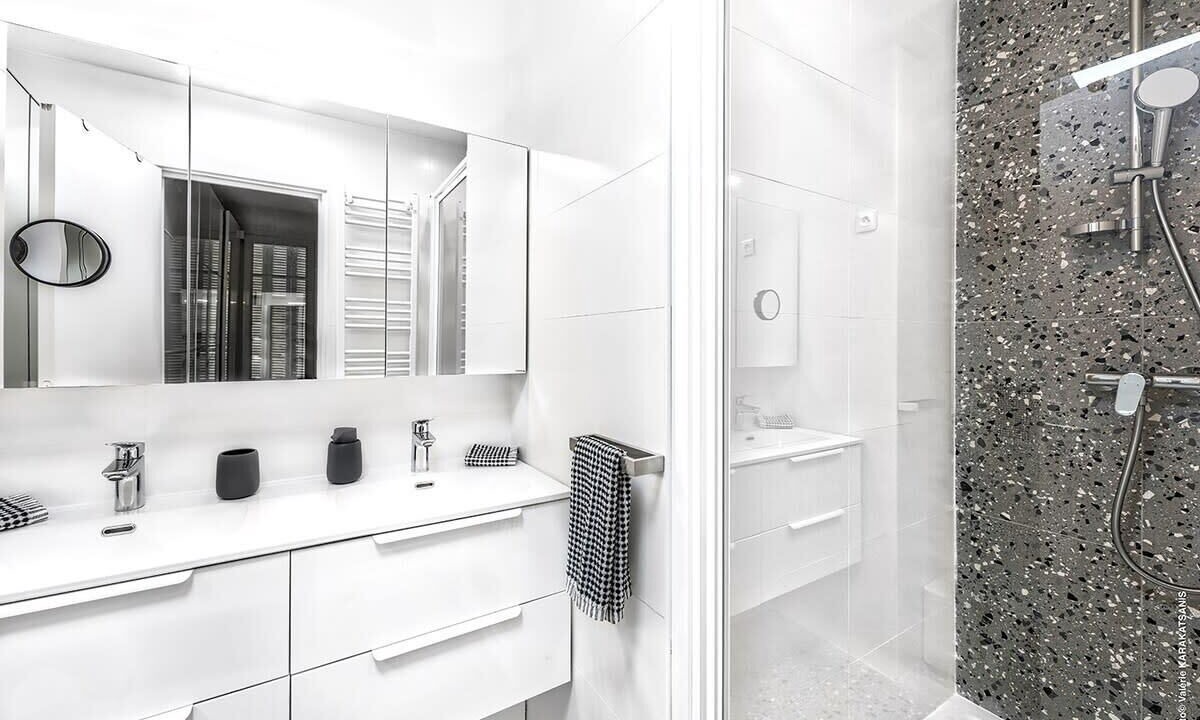 Photo of Bathroom in Porte-Dauphine