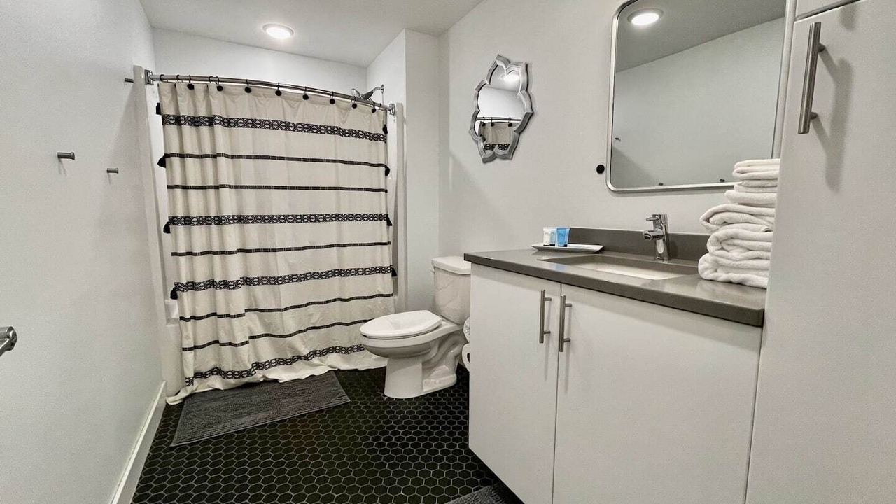 Photo of Bathroom in Old Market